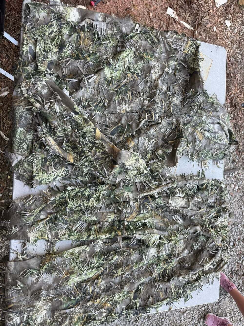 RedHead Ghillie Suit Set Size LG/XL Camo Leafy